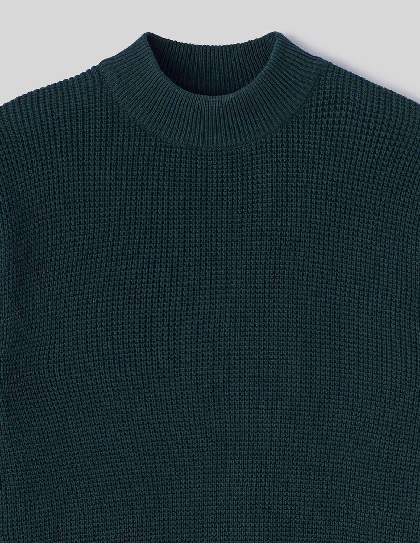 Pull col montant reli&eacute;f&eacute;