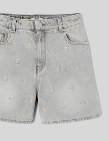 Short en jean brodé