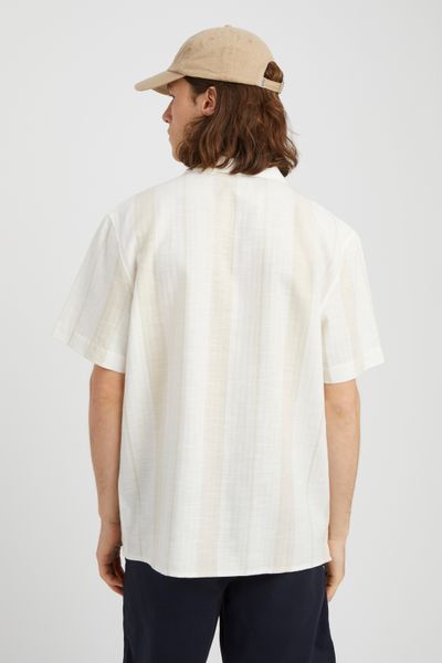 Chemisette ray&eacute;e