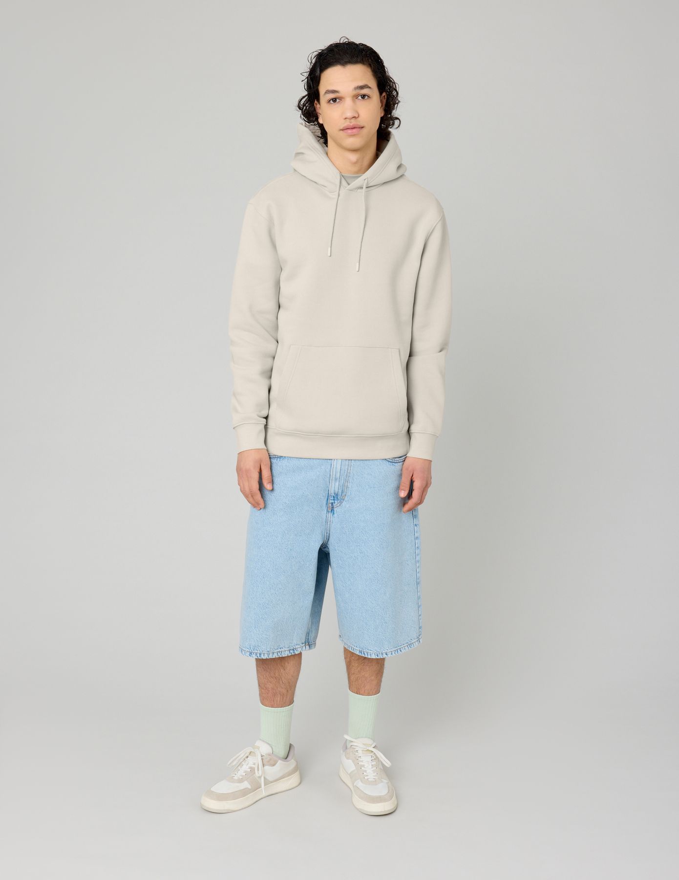Sweat basique à capuche