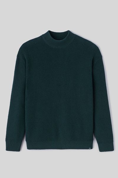 Pull col montant reli&eacute;f&eacute;