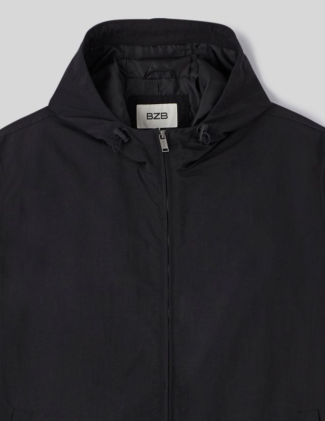 Blouson léger à capuche