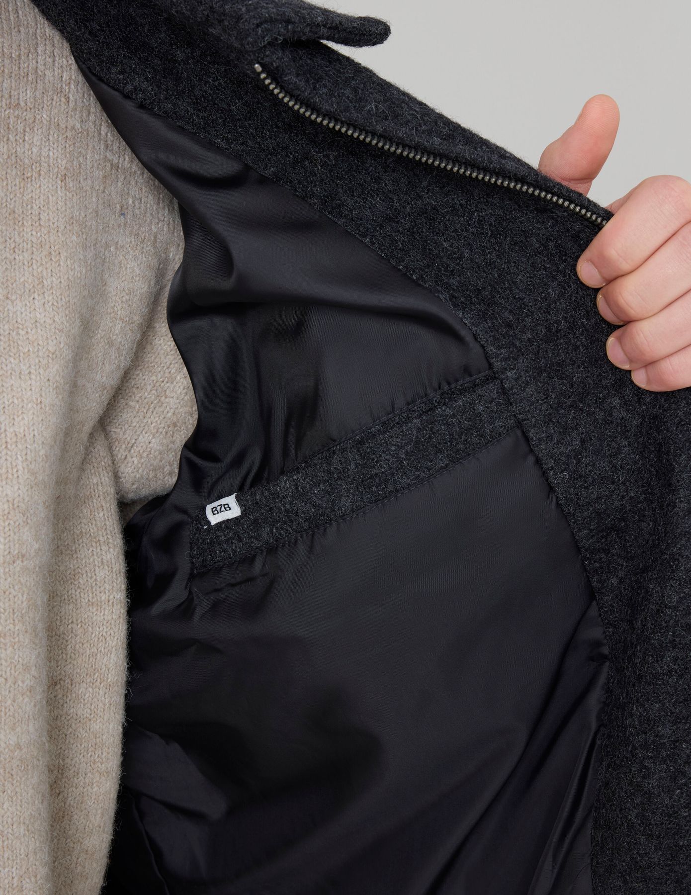 Blouson zipp&eacute; en laine