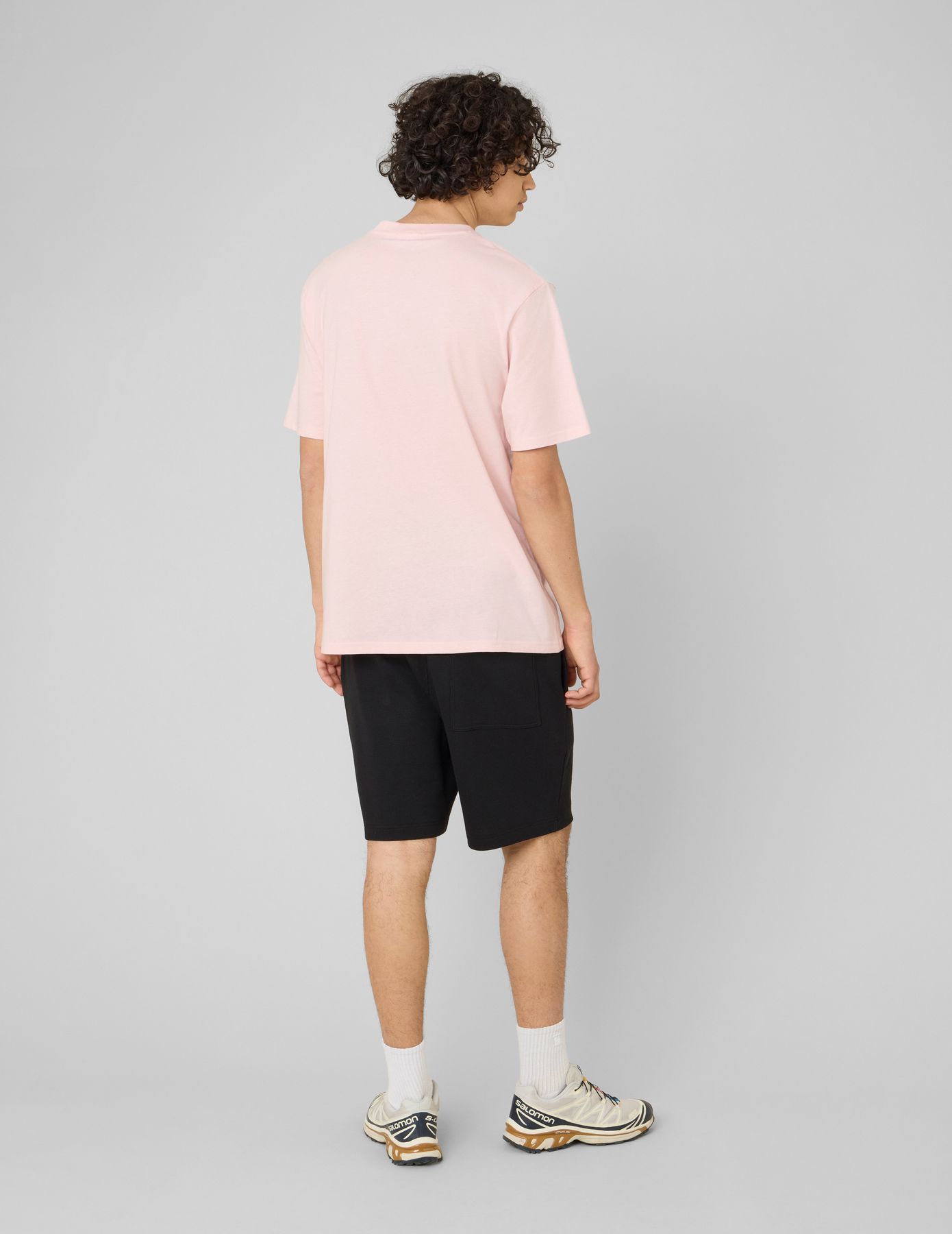 T-shirt broderie poitrine