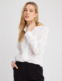 Chemise en broderie anglaise