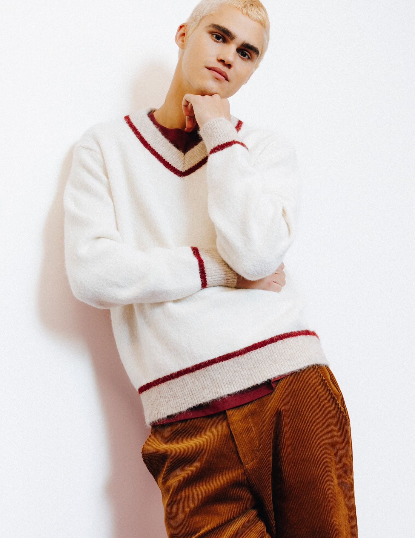 Pull col V contrast&eacute;