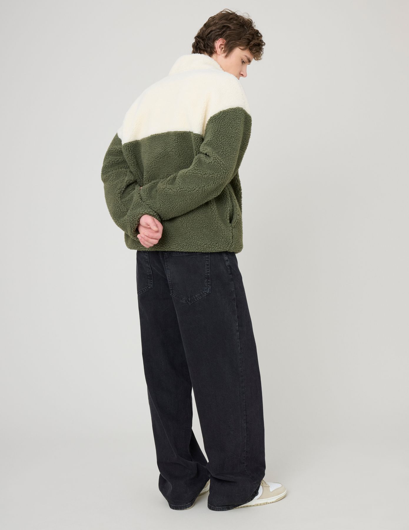 Sweat en sherpa colorblock