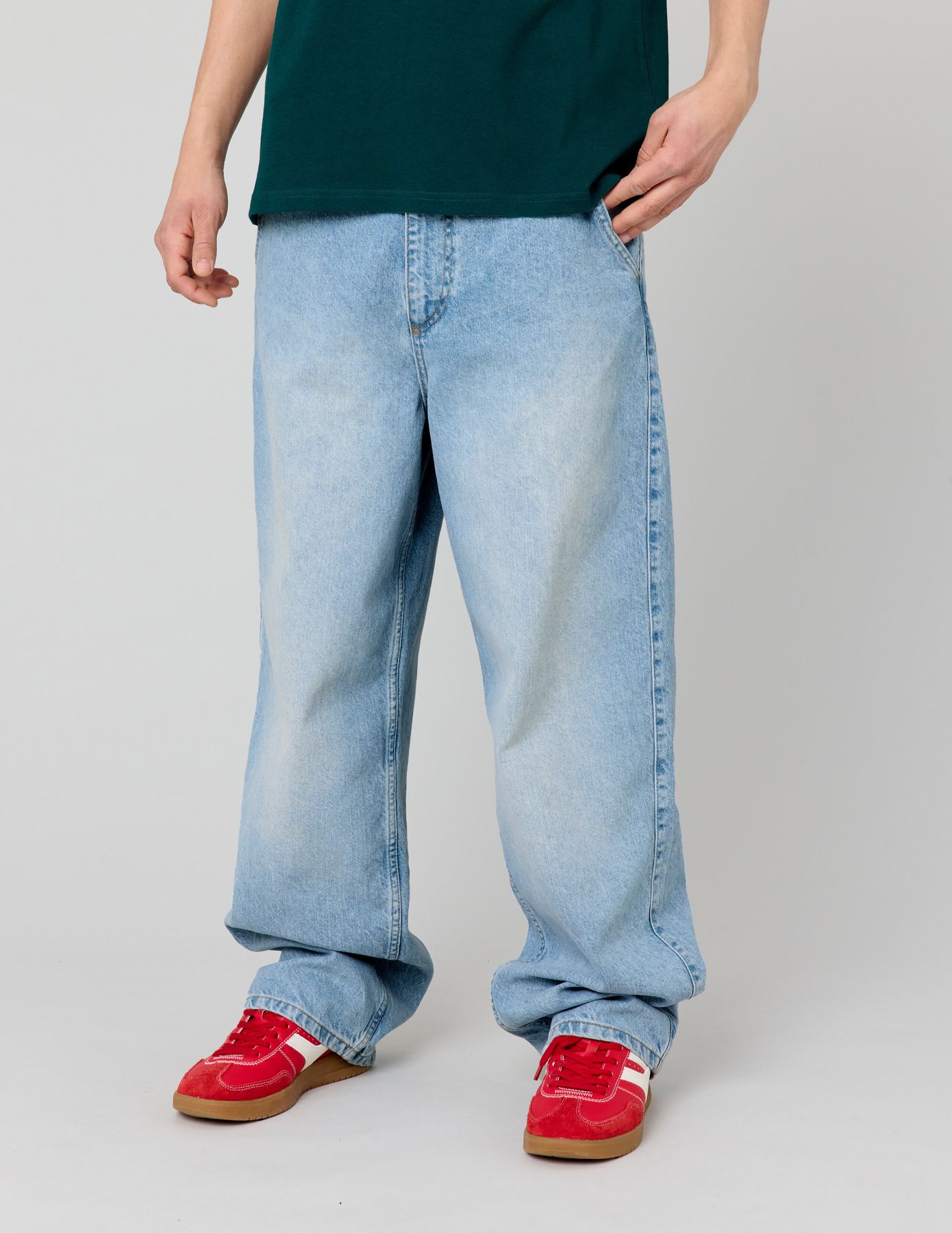 Jean skater bleach