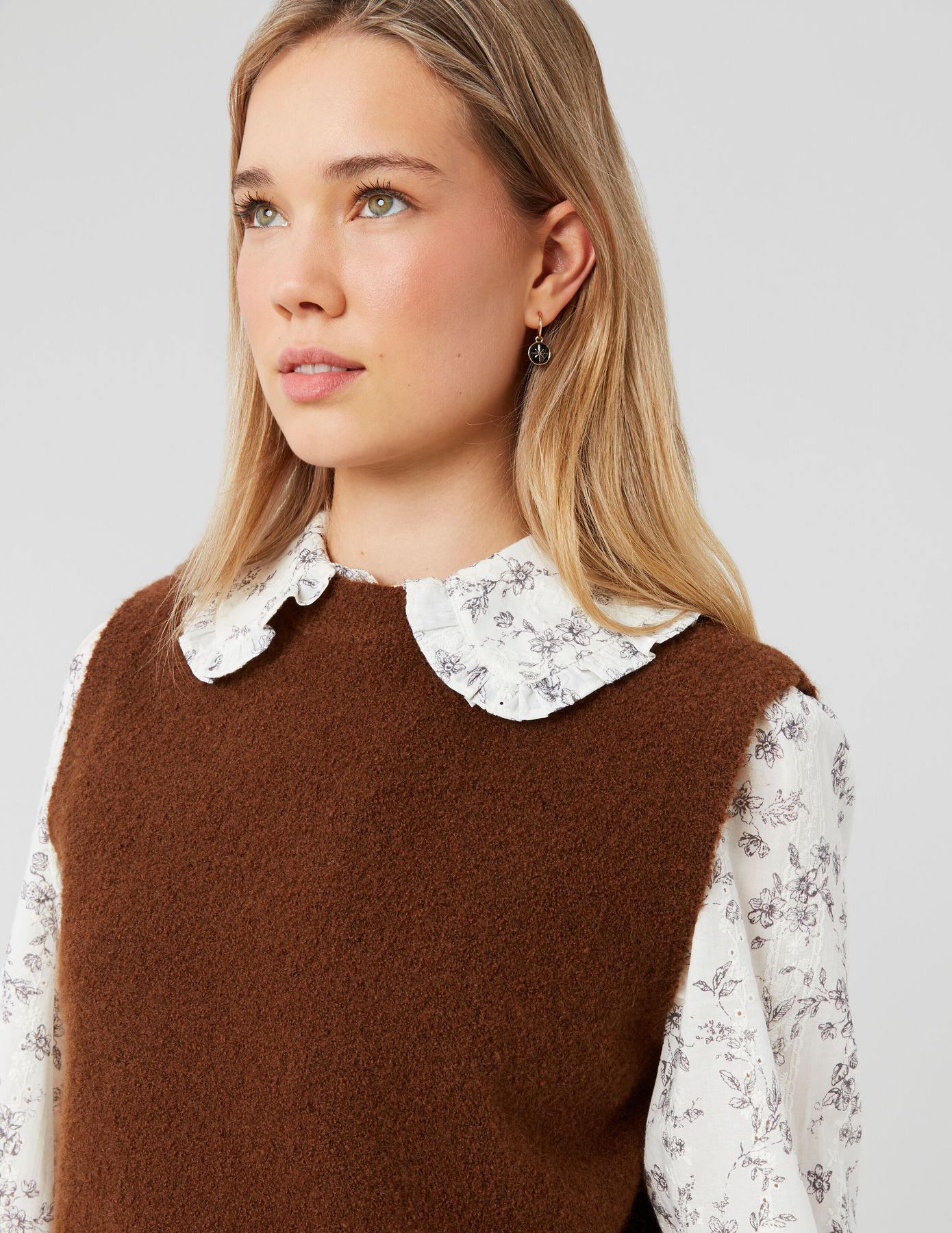 Pull sans manches bouclette