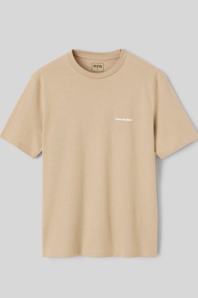 T-shirt broderie poitrine