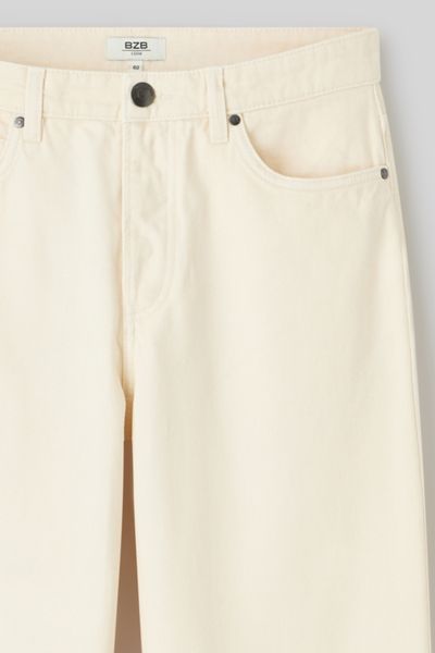 Jean loose