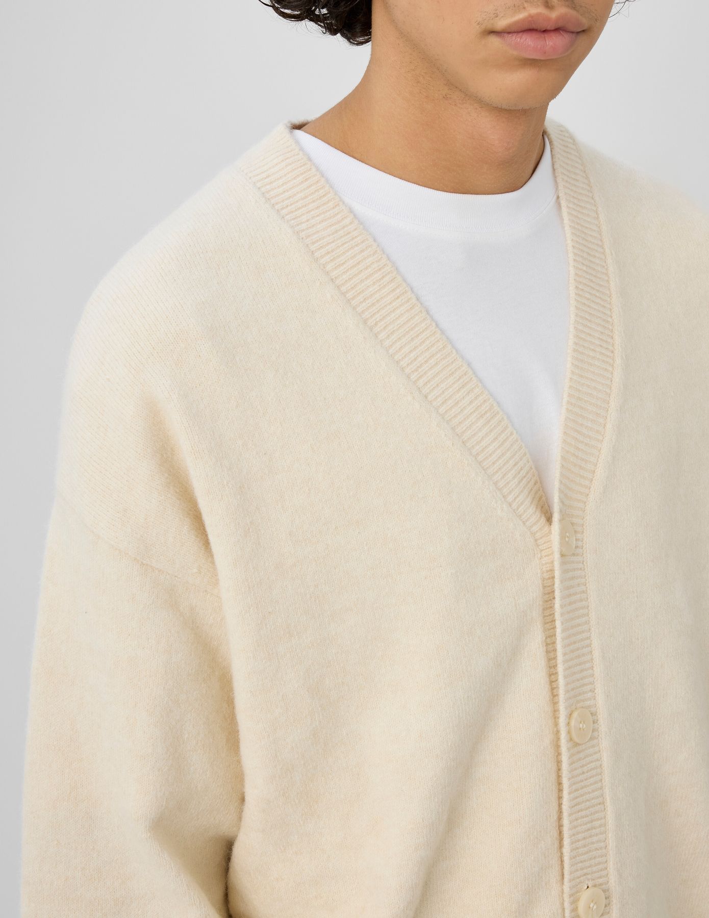Cardigan col v