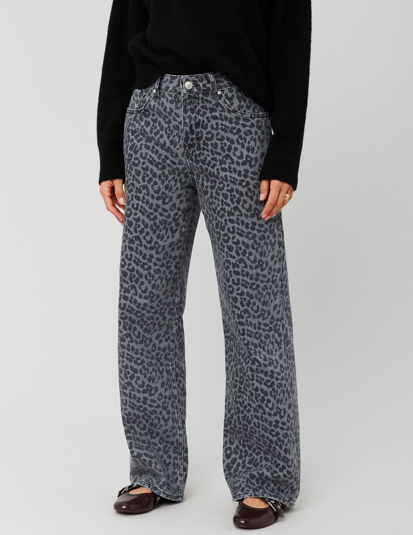 Jean baggy léopard