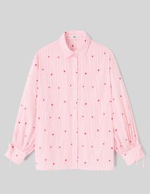 Chemise ray&eacute;e &agrave; motif c&oelig;ur