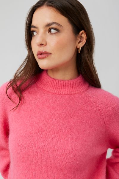 Pull premium col montant