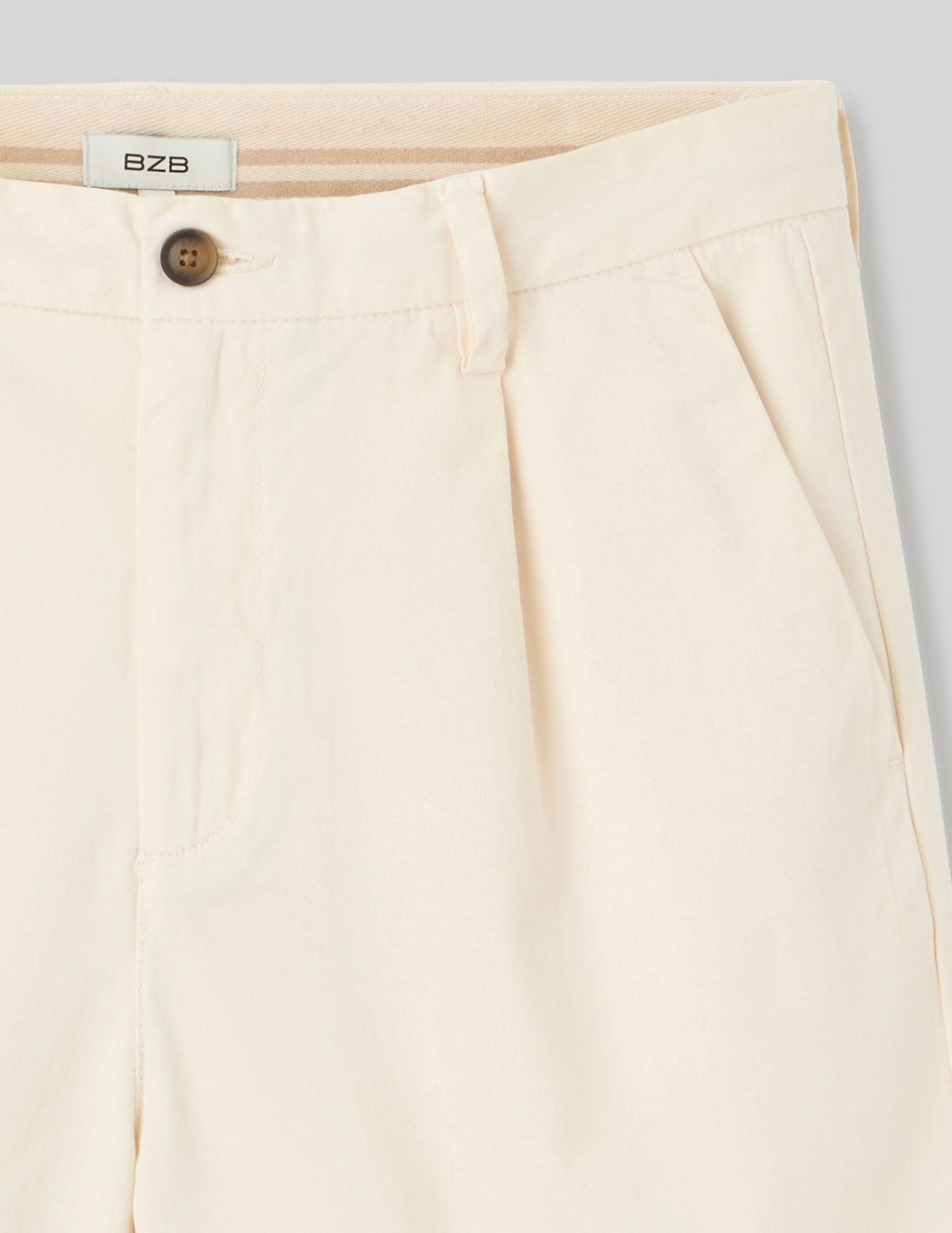 Bermuda chino &agrave; plis