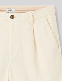 Bermuda chino &agrave; plis