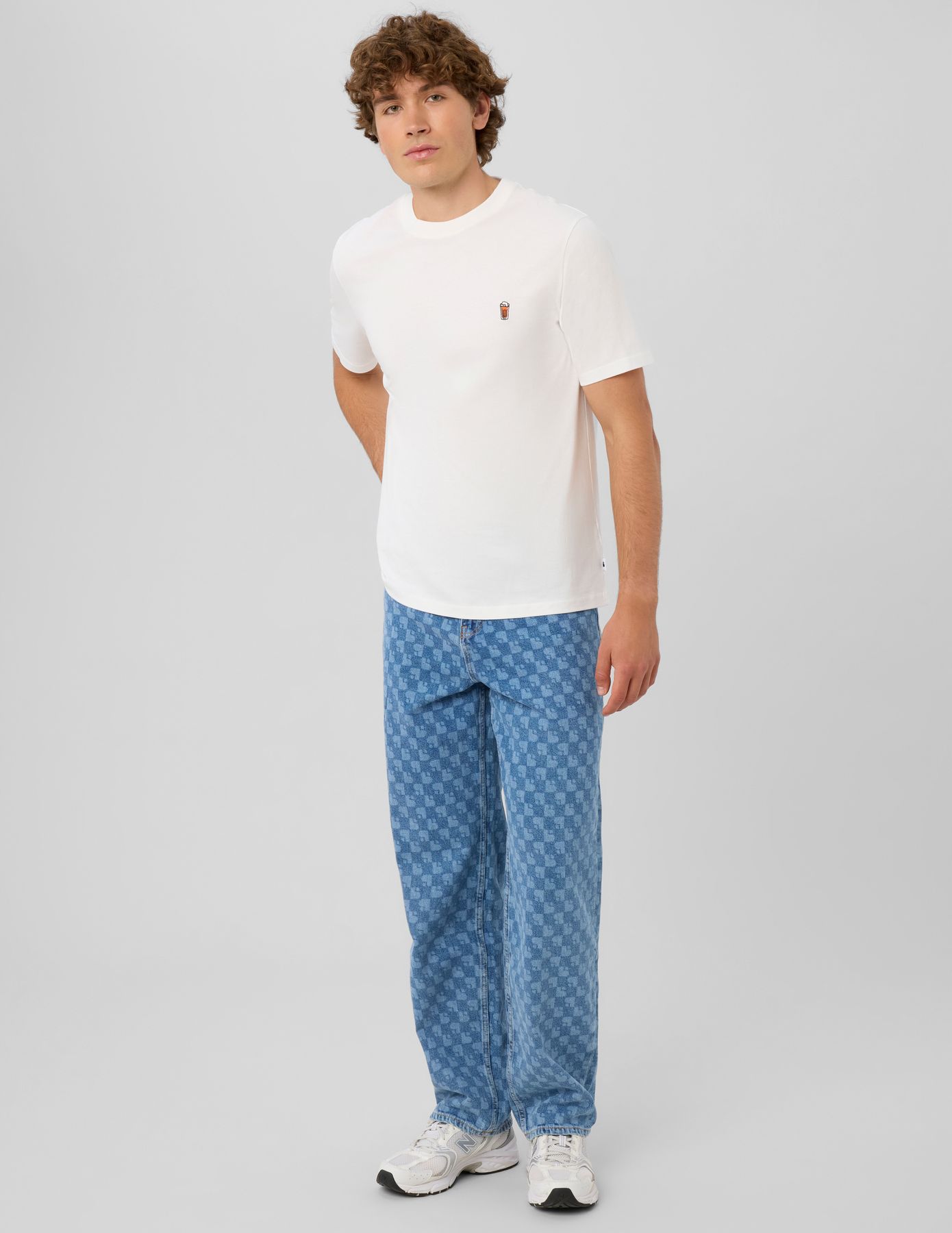 Jean imprim&eacute; loose