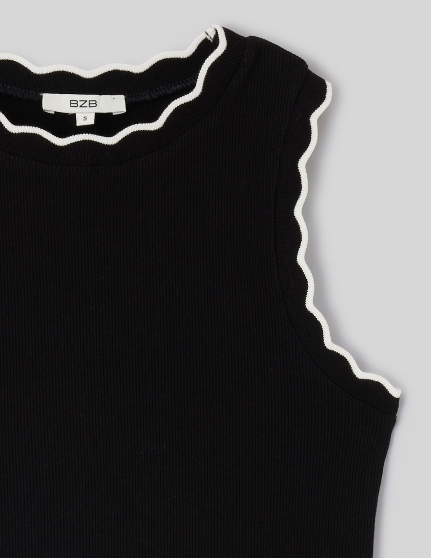 D&eacute;bardeur bord contrastant