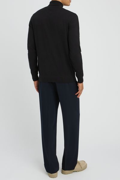 Pull col roul&eacute;