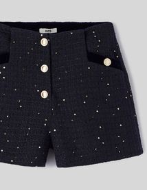 Short tweed