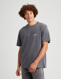 T-shirt imprimé poitrine