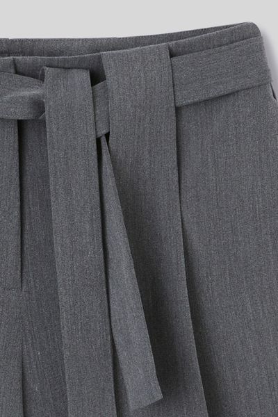 Short ceintur&eacute;