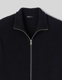 Pull col montant zippé