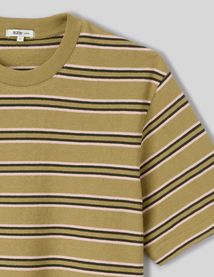 T-shirt ray&eacute; mati&egrave;re fantaisie