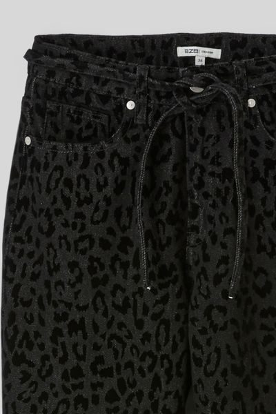 Pantalon imprim&eacute; coupe droite