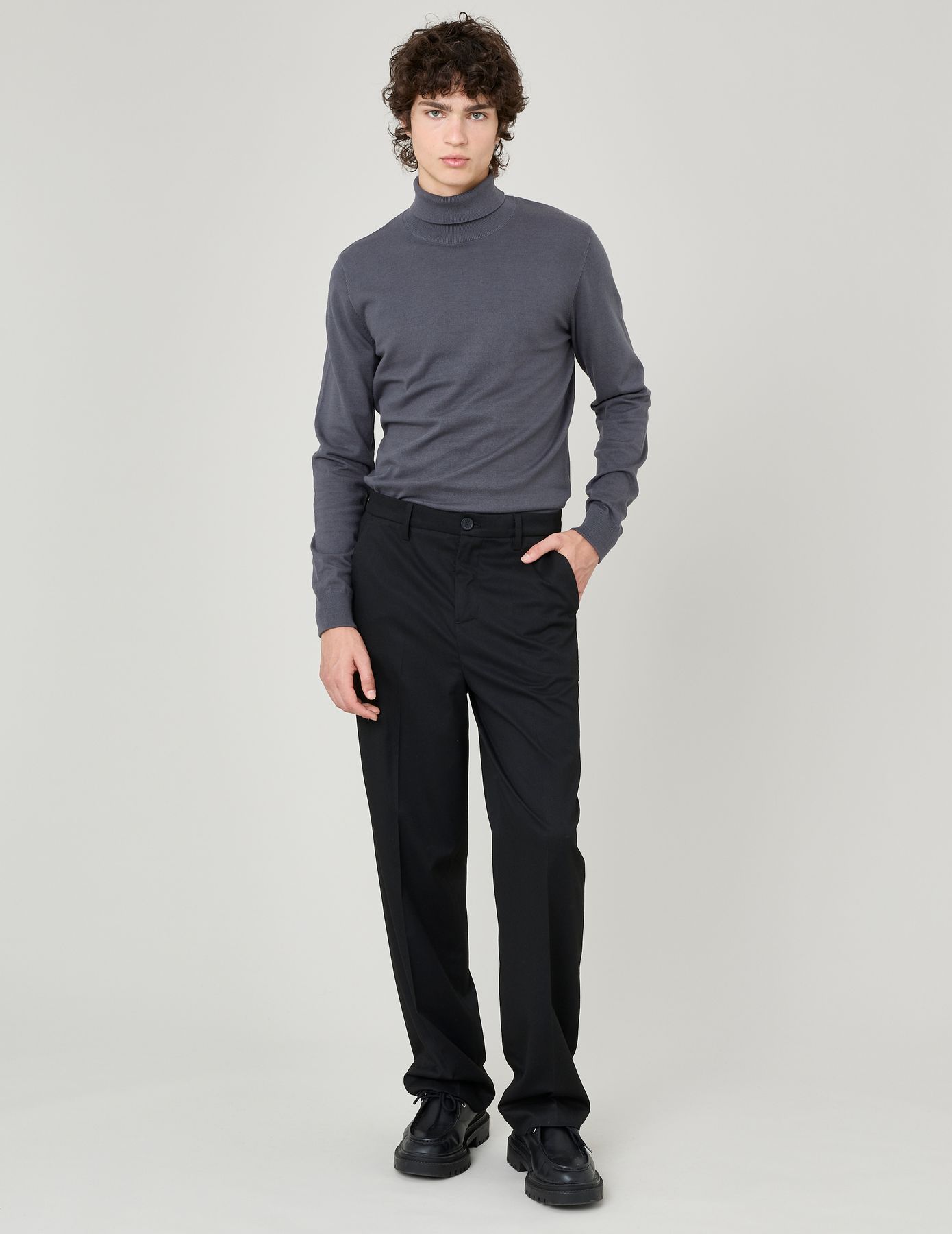 Pull col roulé