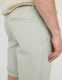Bermuda chino