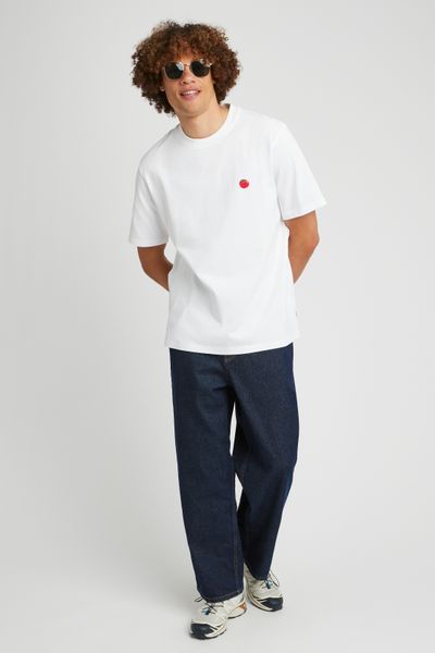 T-shirt broderie poitrine