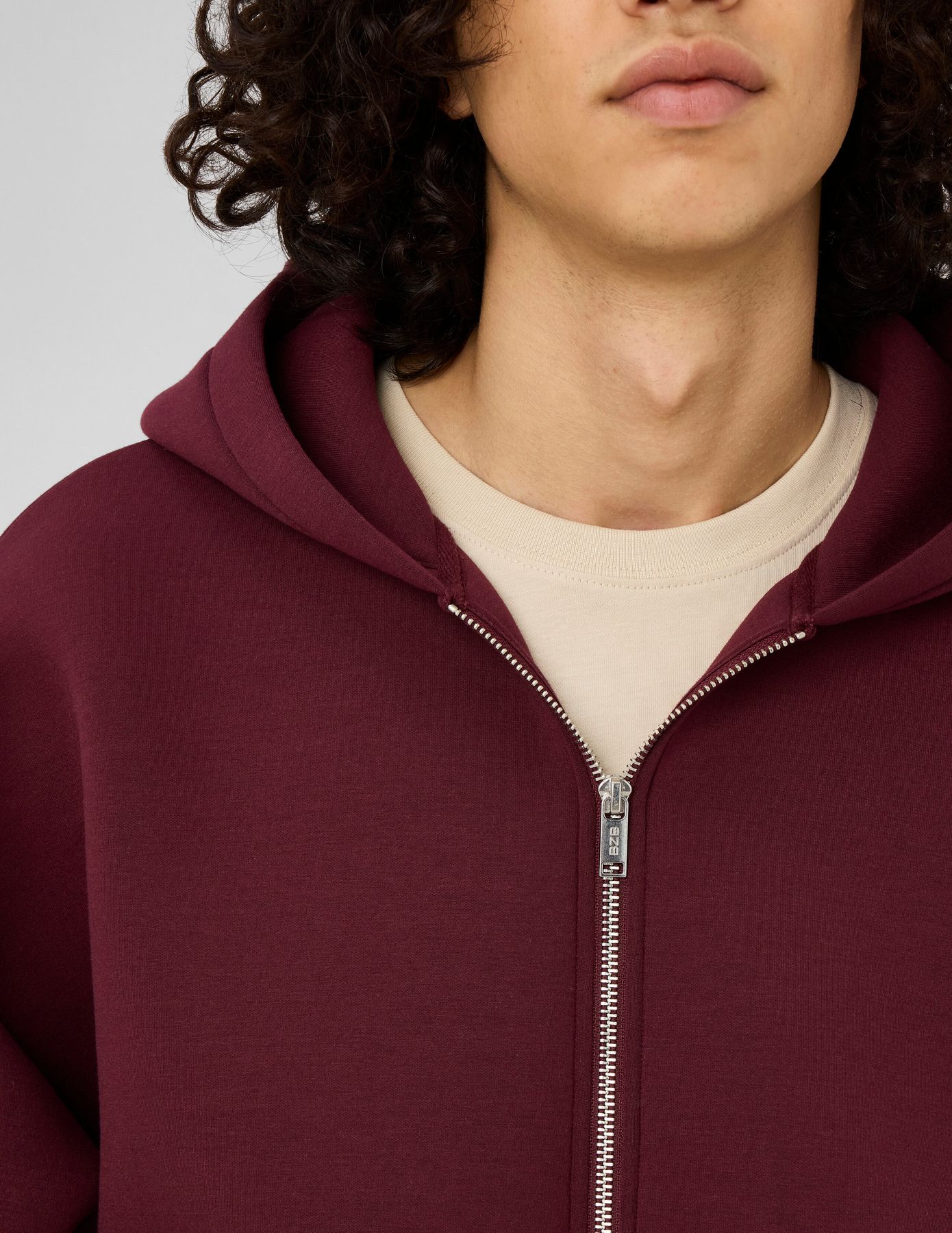 Sweat zipp&eacute; n&eacute;opr&egrave;ne