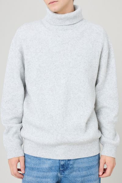 Pull col roul&eacute;