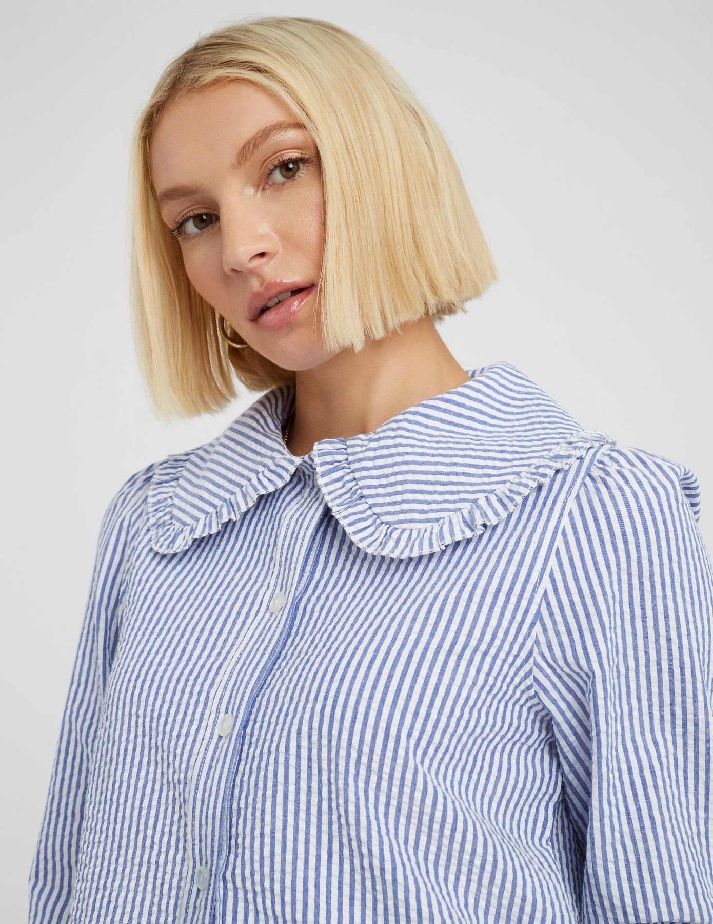 Chemise col claudine ray&eacute;e