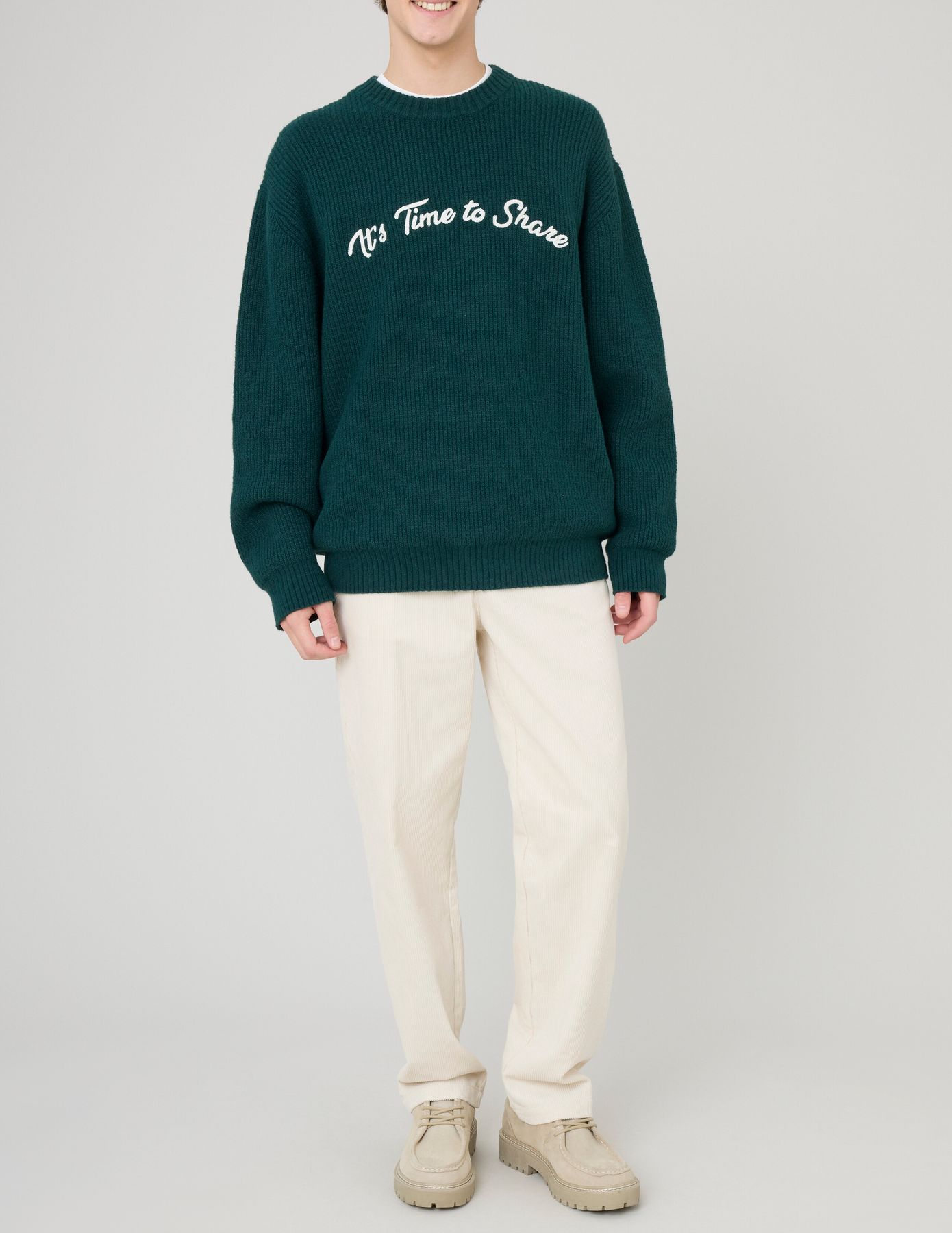 Pull broderie fantaisie