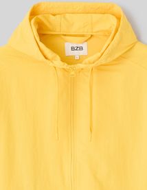 Blouson coup vent &agrave; capuche