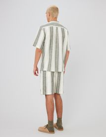 Chemise manches courtes rayées chevron