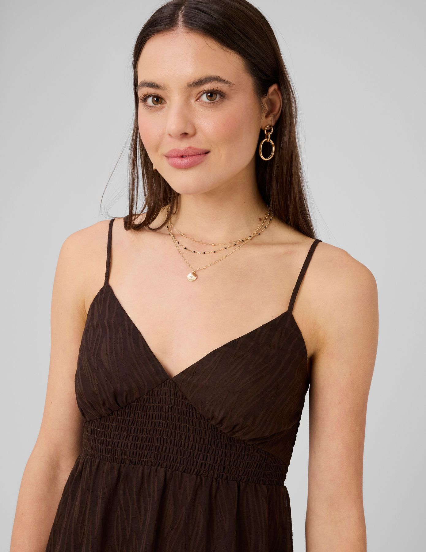 Robe courte &agrave; volants