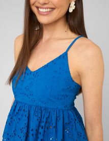 Top fines bretelles en broderie anglaise