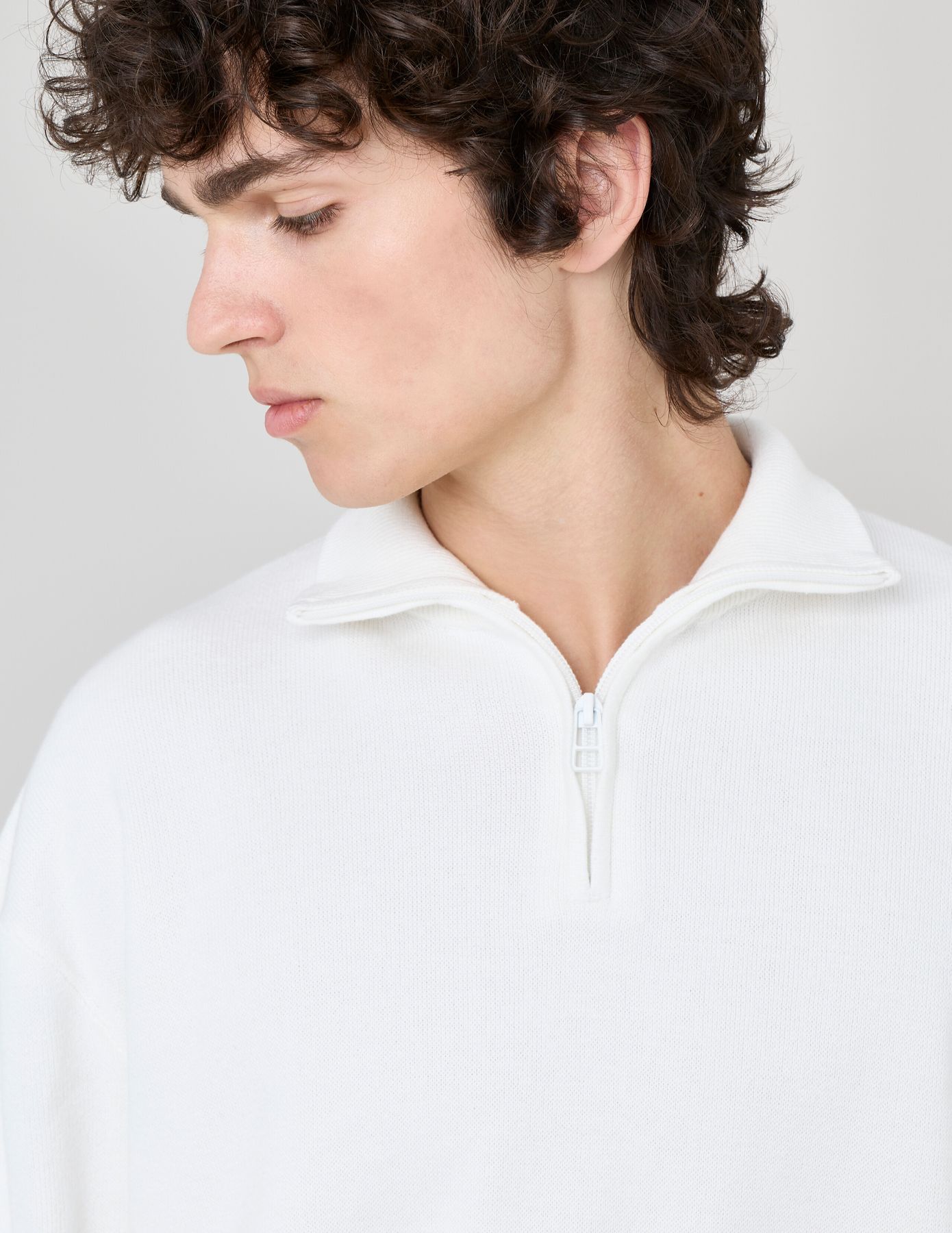 Pull col montant zippé