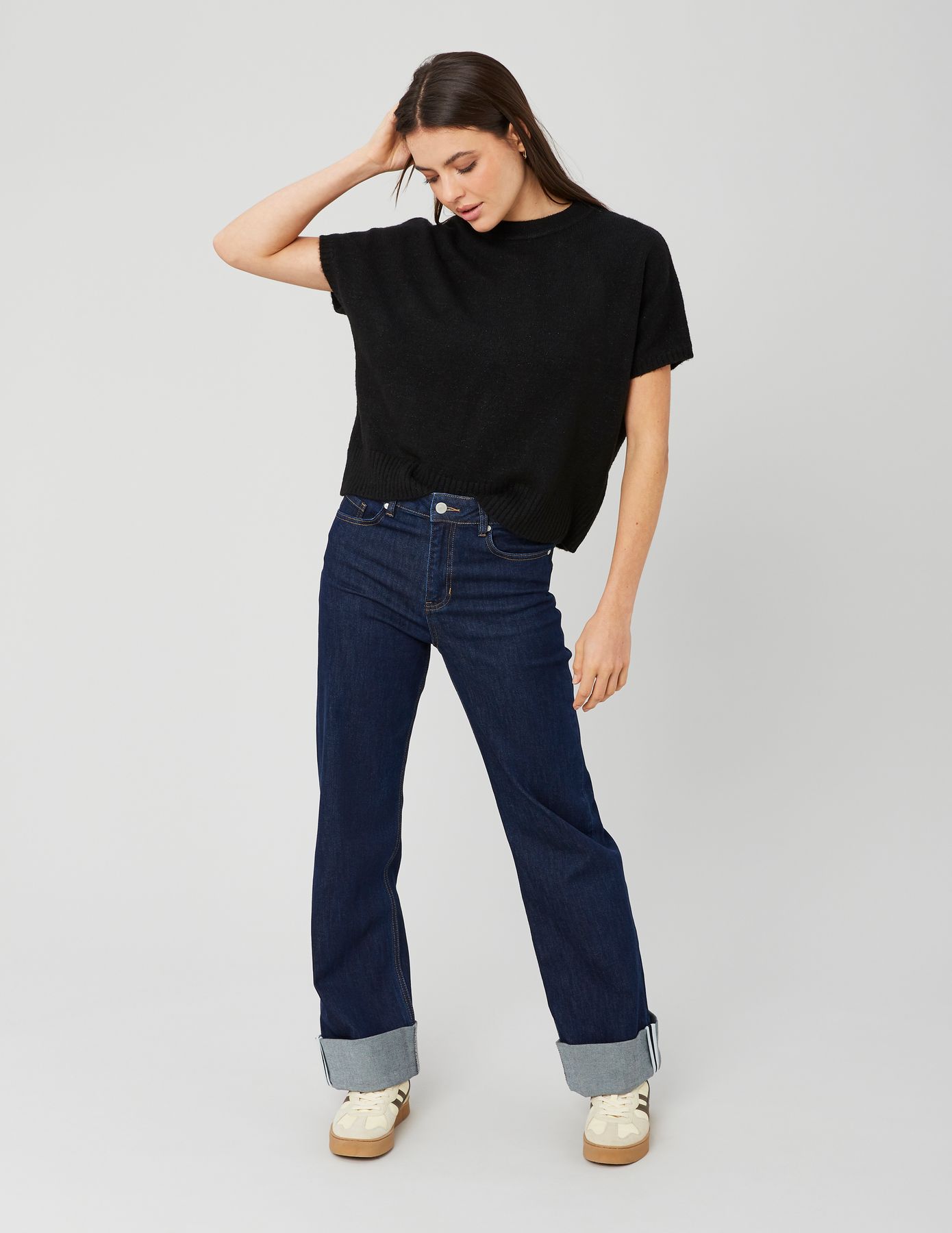 Pull manches courtes nœud dos