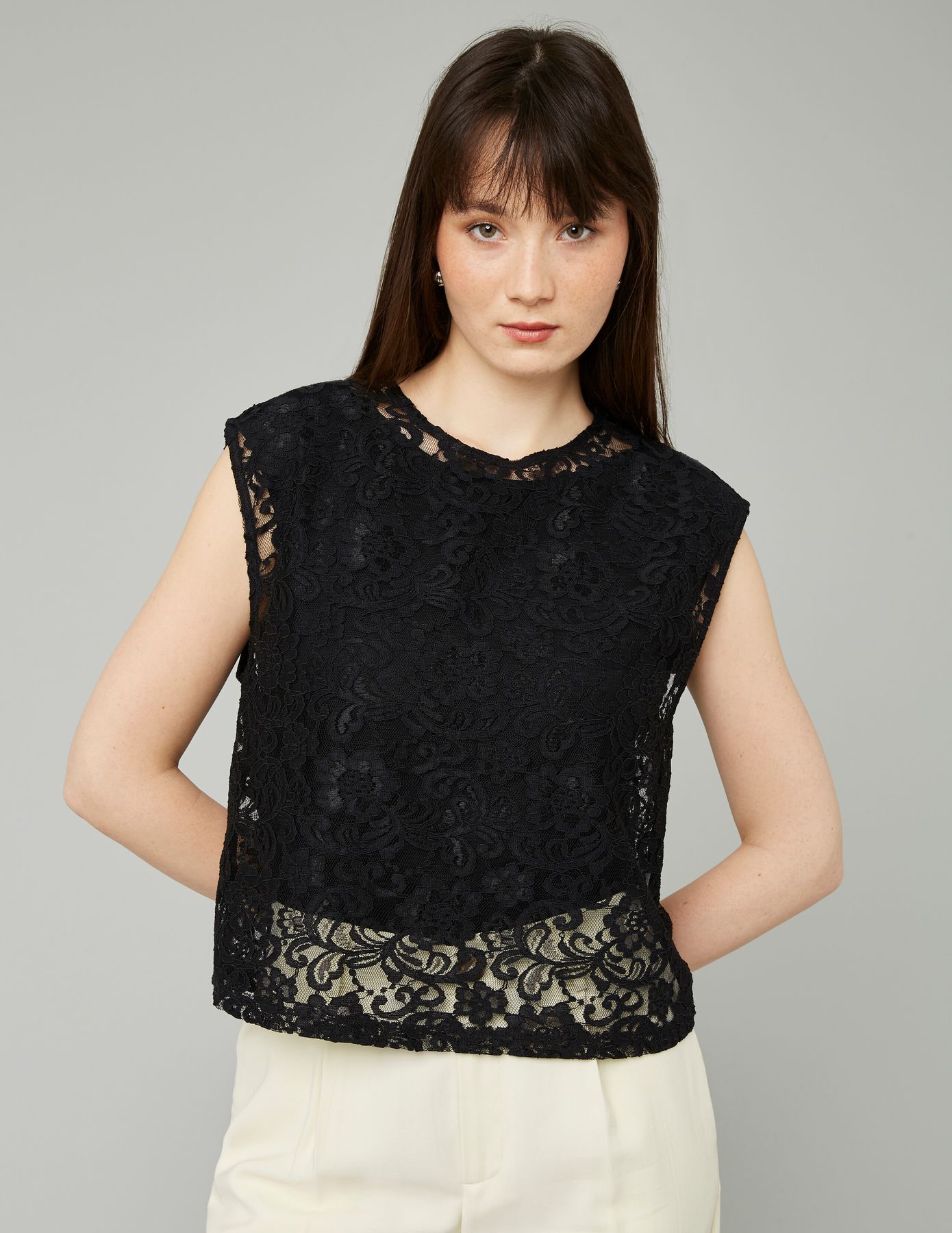 Blouse en dentelle
