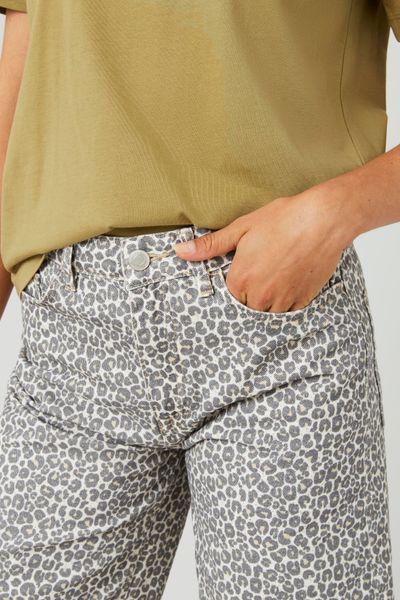 Bermuda l&eacute;opard en twill