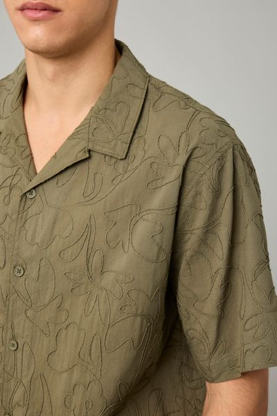 Chemise manches courtes brod&eacute;e