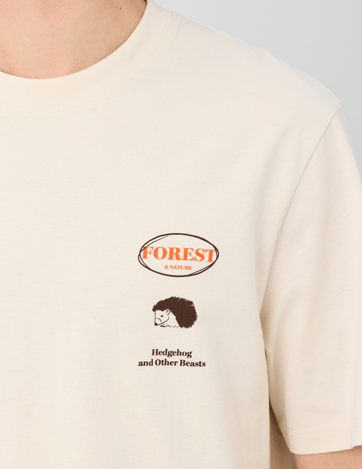 T-shirt imprim&eacute; poitrine