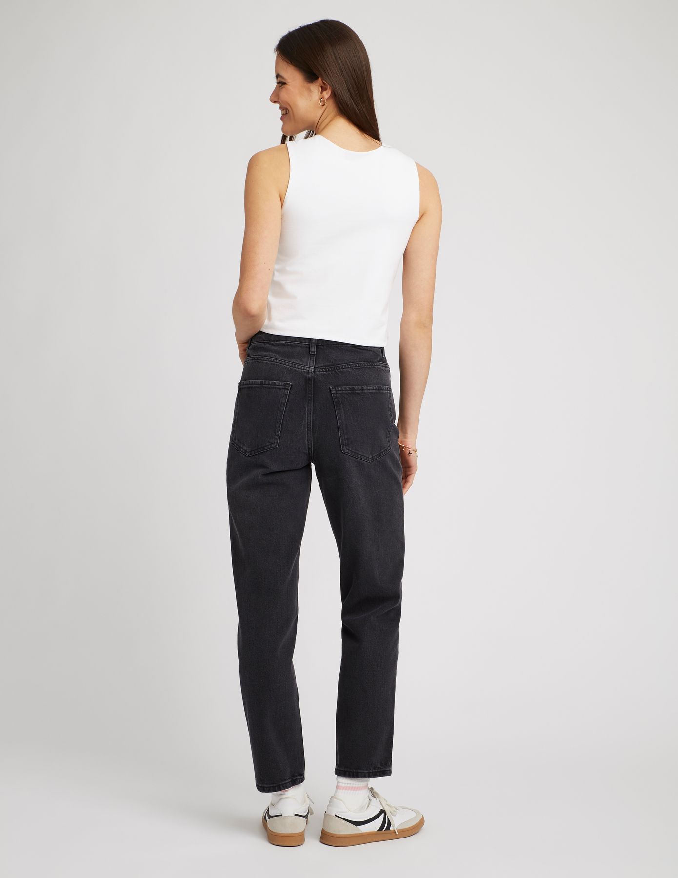 Jean mom fit