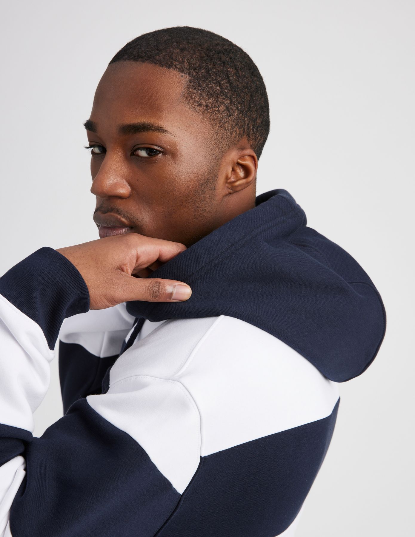 Sweat &agrave; capuche macro rayures