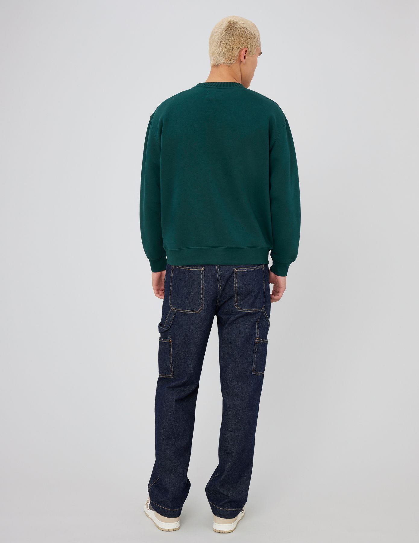 Sweat broderie poitrine